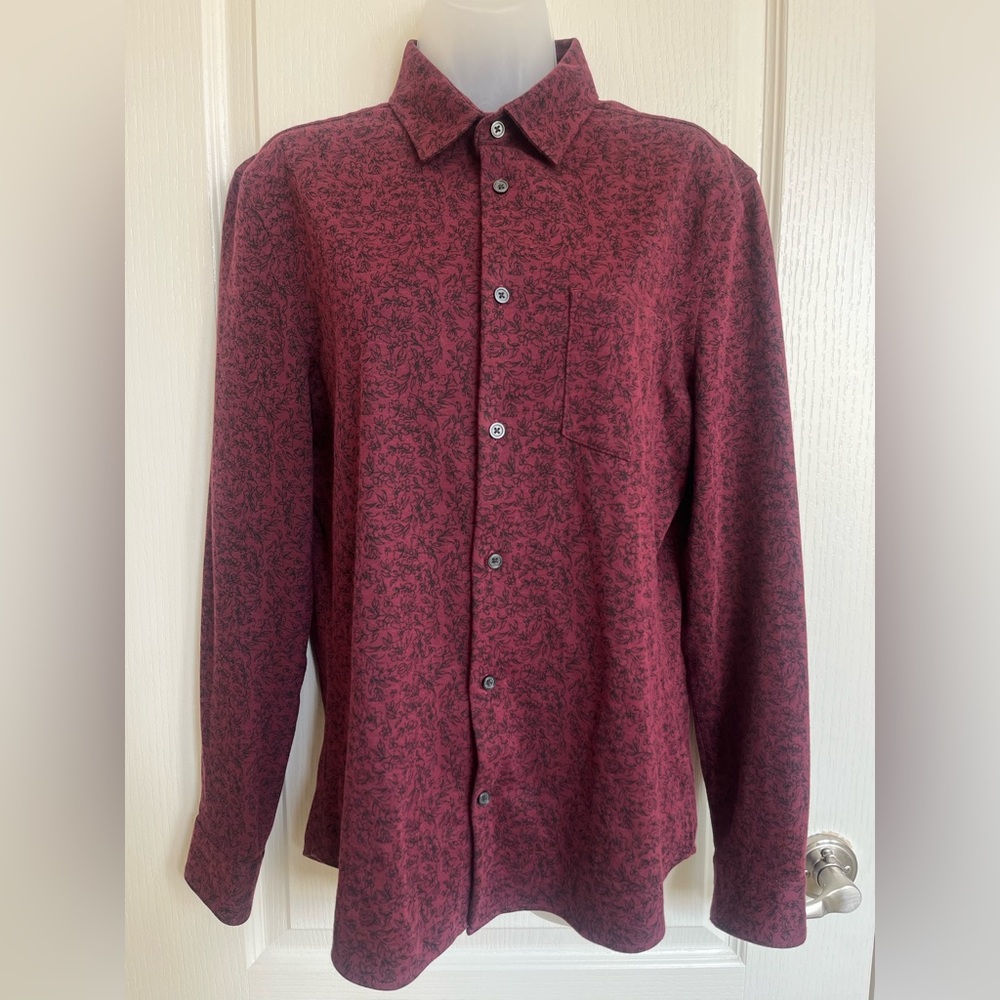 Express Fitted Floral Button-Up Shirt